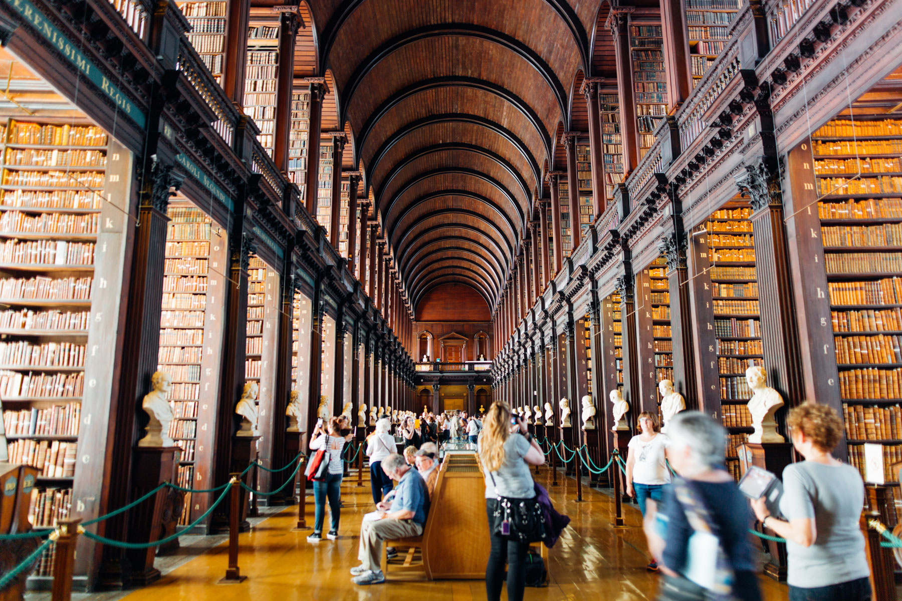 cursos_preuniversitarios_biblio_proyecta_futuro
