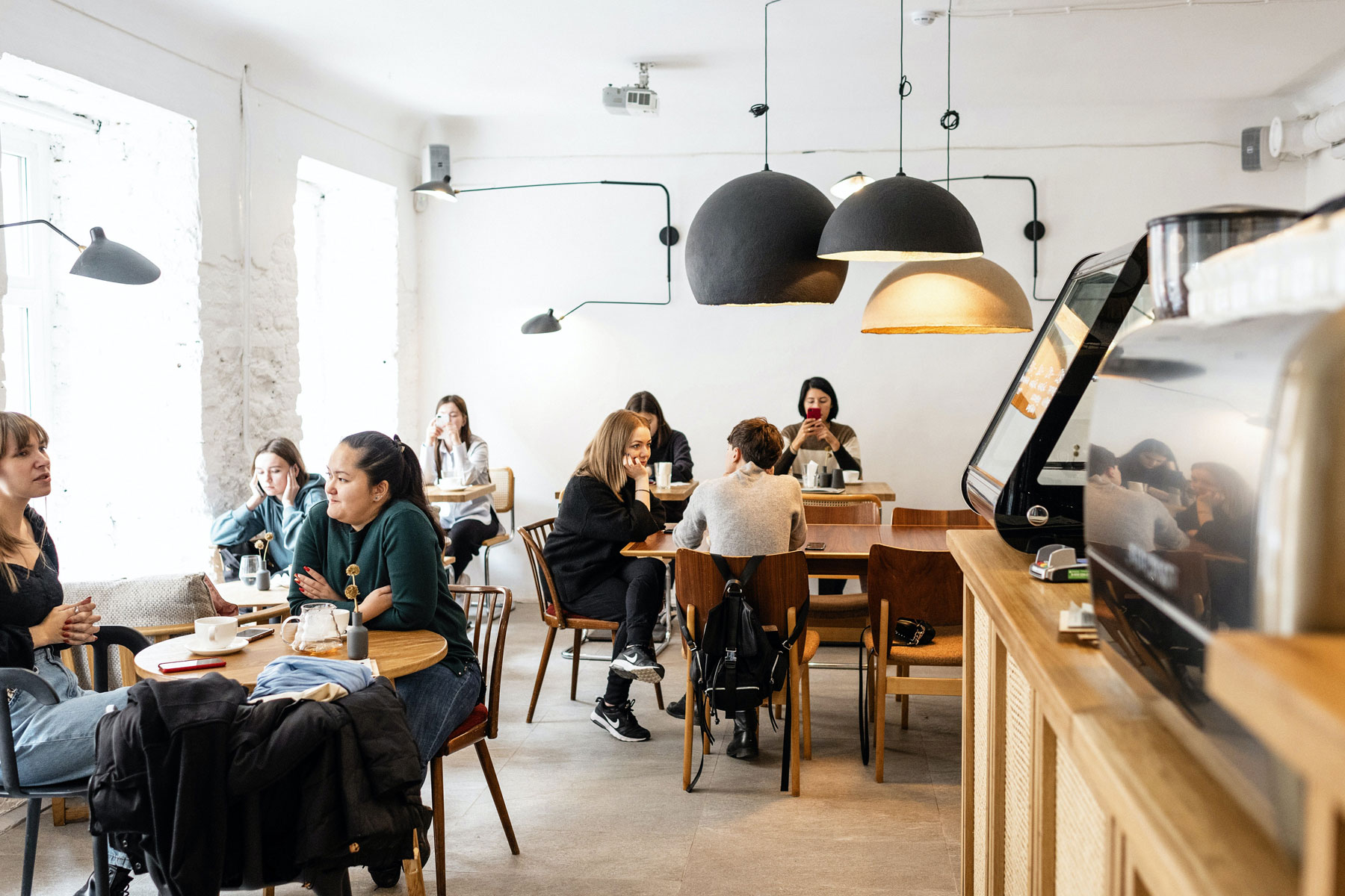 cursos_preuniversitarios_cafeteria_proyecta_futuro