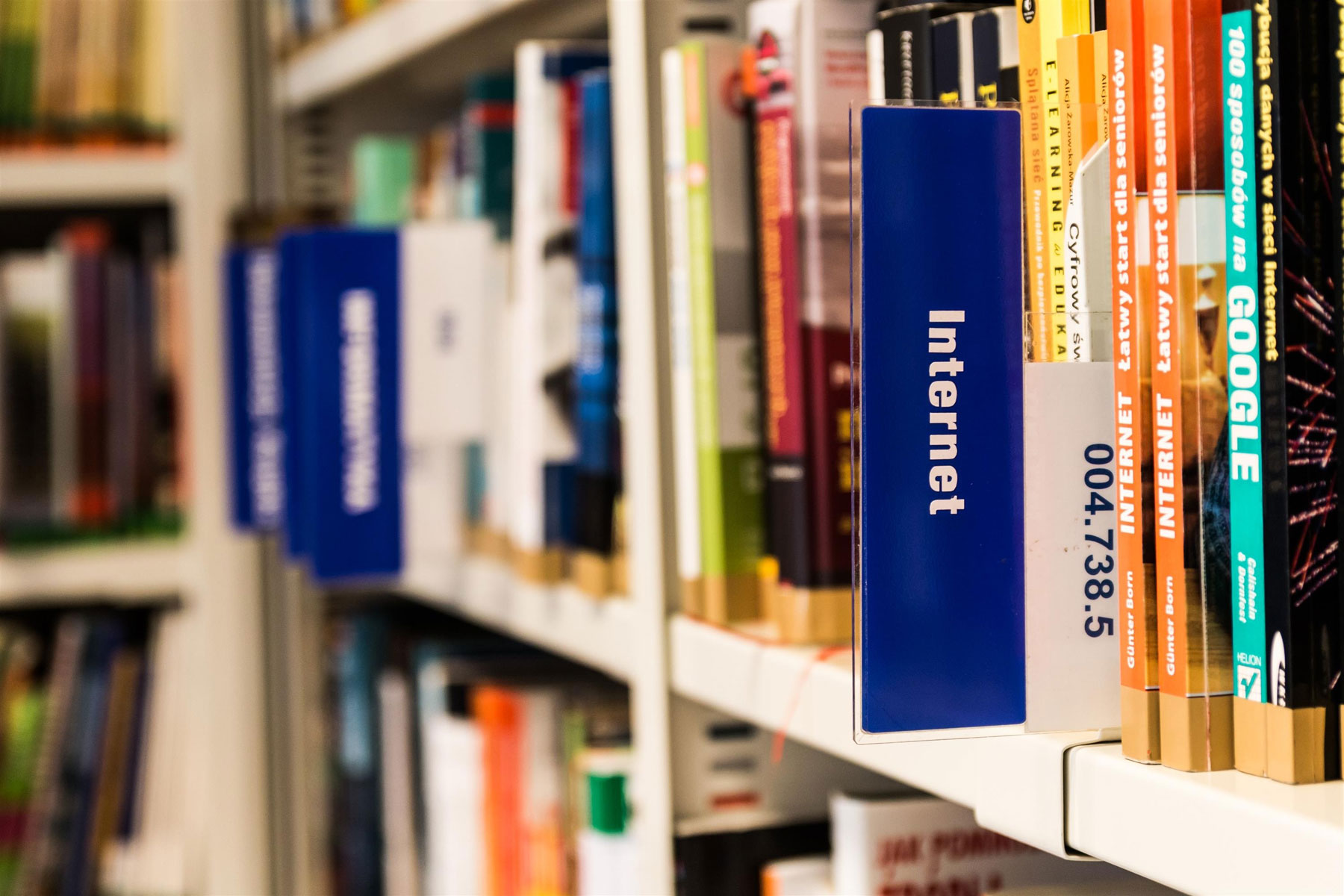 cursos_preuniversitarios_libros_proyecta_futuro